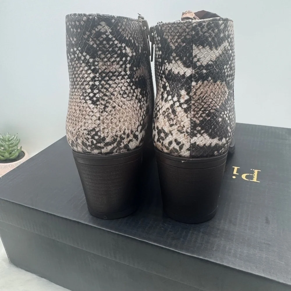 Women’s Pierre Dumas Taupe Snake Boot